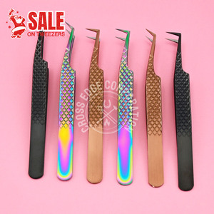 Las mejores pinzas de extensión de pestañas profesionales con punta de fibra para un agarre perfecto a las pestañas, nunca se desliza, incluso las pestañas de 0,03mm, curva de 90 grados - Product Image 1