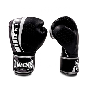 Gants de boxe Sanda noirs et blancs à double fermeture auto-agrippante en cuir synthétique pour MMA, à doigts entiers, imperméables et antidérapants - Product Image 6