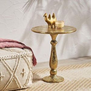Table d'appoint décorative élégante en métal avec détails sculptés pour un style intérieur haut de gamme - Product Image 1