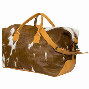 กระเป๋าเดินทางหนังวัวแท้ลายขนสัตว์ รุ่นใหม่ ปี 2026  กระเป๋าสะพายข้างแฟชั่นสำหรับเดินทางช่วงสุดสัปดาห์ พร้อมโลโก้สั่งทำพิเศษและลายลูกกวาด - Product Image 1