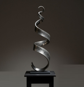 Escultura de Hierro con Base Plateada, Hecha a Mano, Decoración Contemporánea para el Hogar, Adorno de Diseño Duradero para Mesa - Product Image 3