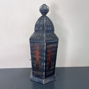 โคมไฟเหล็กแกะสลักลายมือ งานฝีมือ ดีไซน์สวยงาม รูปทรงแปลกตา สำหรับตกแต่งบ้าน ใช้ได้ทุกโอกาส รุ่น L514 - Product Image 2