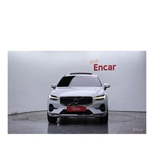 Volvo XC60 B5 2024, Ultra Brillante, Volante a la Izquierda, Caja de Cambios Automática, Asientos de Cuero, Cámara Trasera, Solo 9,739 Km! - Product Image 2