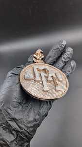 Colgante de plata de ley 925 con letra inicial personalizada en disco, estilo Joker Hip Hop, chapado en rodio y moissanita. - Product Image 6