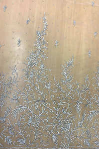 Tela de encaje bordada de poliéster con cuentas pesadas y diseño de red para vestidos de novia, disponible para suministro mundial, fabricante mayorista - Product Image 2