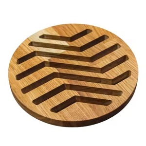 Sous-plat carré en bois naturel à découpes, motif cercles concentriques modernes, résistant à la chaleur, support pour casseroles et poêles, avec fente d'angle - Product Image 6