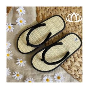 FAVORI DES CLIENTS 2026 – Chaussons en jonc de mer pour intérieur et spa : Confort rafraîchissant, fibre respirante, légers et durables - Product Image 1