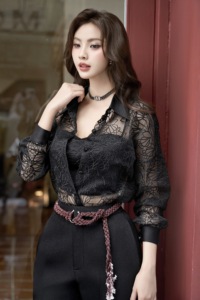 Camisa Transparente de Encaje Floral para Mujer con Top de Encaje a Juego, Blusa de Manga Larga con Botones, Estilo Casual CHERISH - Product Image 3