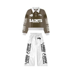 Ensemble deux pièces streetwear unisexe : T-shirt graphique et pantalon large – Style urbain moderne, décontracté, tendance pour l'été - Product Image 2