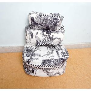 New Arrival Wholesale Handcrafted Tassel Printed Pure 100% Cotton Zipper Closure <b>Small</b> Lightweight Multi-Function Cosmetic Bag - Product Image 2