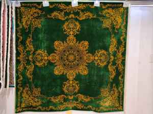 Tapis oriental de luxe PRIME ROYAL ENTERPRISE, fait main en pure soie persane, moderne, lavable, antidérapant, épaisseur 2-3 mm - Product Image 2