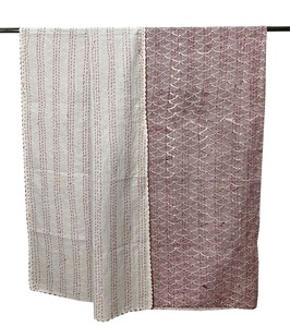 Colcha Kantha Cosida a Mano con Patrón Floral Rojo, Cubrecama de Estilo Clásico, Algodón Ecológico de 300 Hilos, Personalizable - Product Image 2