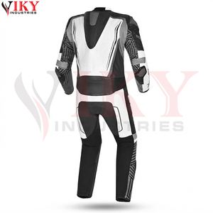 ชุดมอเตอร์ไซค์หนังแท้สำหรับแข่งรถและขี่มอเตอร์ไซค์ ยี่ห้อ Dainese - Product Image 2
