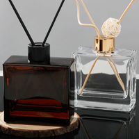 Bouteille en verre fantaisie pour bâtonnets d'aromathérapie 120ml 200ml, flacon diffuseur de parfum en verre noir vide de luxe personnalisé