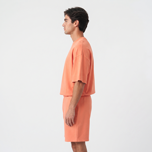 Conjunto deportivo de 2 piezas para hombre, camiseta de manga corta y pantalones cortos, color sólido, informal, holgado, para verano. - Product Image 2
