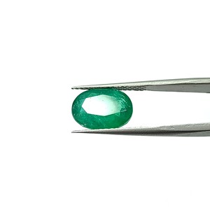 Émeraude ovale verte de 5,98 carats provenant de Zambie, pierre précieuse brute EOIWK-236 - Product Image 4