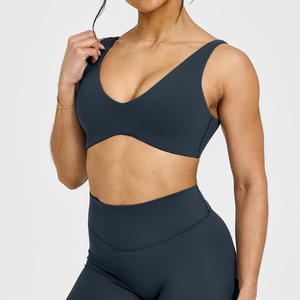 Ropa Deportiva Personalizada de Alta Calidad, Transpirable, para Correr al Aire Libre, con Tirantes Cruzados, Cuello en V, Protección UV, Ecológica, con Cristales Frontales - Product Image 5