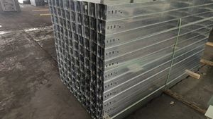 Goulotte de câblage extérieure en acier galvanisé, résistante à la rouille, durable, étanche et thermolaquée pour la construction - Product Image 4