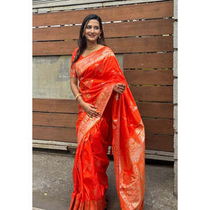 Sari en soie douce tissé Banarasi jaal orange, vêtements indiens et pakistanais - Product Image 4