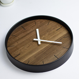 นาฬิกาแขวนผนังไม้วอลนัทขนาด 12 นิ้ว นาฬิกาไม้กลไกแบบกำหนดเอง - Product Image 5