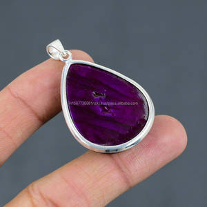 Pendentif en argent sterling 925 fait à la main, pendentif en pierre précieuse Labradorite poire, cadeaux de nouvel an, cadeaux pour les femmes - Product Image 3