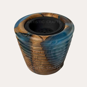 Brûleur d'encens en bois d'acacia indien fait à la main et diffuseur d'aromathérapie Support de bakhoor élégant avec motif en résine - Product Image 1