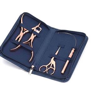 Kit d'outils professionnels pour extensions capillaires en acier inoxydable de qualité supérieure, comprenant des pinces demi-or pour extensions et des outils de fusion de boucles de qualité salon - Product Image 1