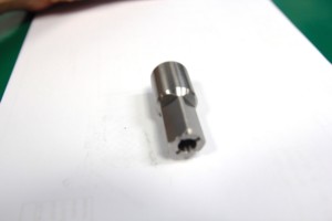 Fabricación de Componentes Mecánicos de Precisión en Vietnam, Piezas Personalizadas de Acero Inoxidable SS304 con Origen Trazable - Product Image 4