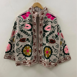 Chaqueta bordada de terciopelo bohemio blanco Abrigo Suzani Chaqueta corta bordada Suzani - Product Image 2