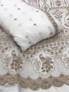 Tissu brodé de perles, dentelle perlée en maille pour robes de mariée et tenues de soirée – Vente en gros pour les acheteurs de mode mondiaux - Product Image 6