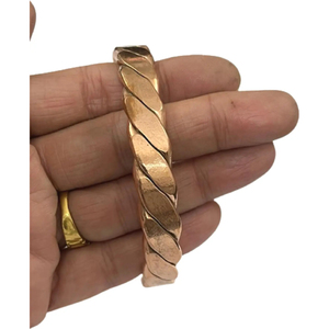 Pulsera de Metal Trenzada Tricolor al por Mayor, Brazalete Ondulado de Alambre Entrelazado de Tres Tonos para Joyería de Moda Unisex - Product Image 6