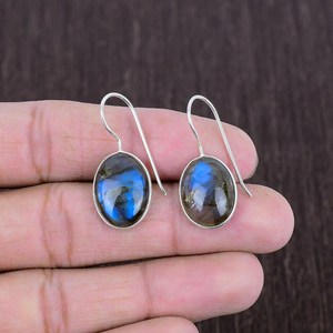 Pendientes de labradorita azul brillante, pendientes colgantes de plata de ley, joyería boho, pendientes de piedras preciosas hechos a mano, regalo único para mujeres - Product Image 1