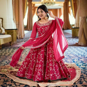 Elegante Conjunto de Traje Anarkali Bordado con Dupatta - Product Image 2