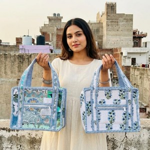 Sac fourre-tout matelassé en coton pur de qualité supérieure, avec logo personnalisé imprimé, réutilisable, pour courses, à porter à l'épaule, unisexe - Product Image 2