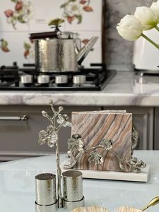 Luxury tabletop decor gold kitchen accessory elegant seasoning set contemporary <b>shaker</b> set minimal dining decor table seasoning - Product Image 4