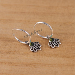 Boucles d'oreilles en Moldavite certifiée de qualité A, style bohème |   Moldavite authentique de la République tchèque, provenant de Chlum |   Bijoux en argent sterling 925 plaqué or - Product Image 2