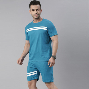 เสื้อยืดคอกลมลายทางสีน้ำเงินสำหรับผู้ชายพร้อมกางเกงขาสั้น ชุดลำลองสำหรับฤดูร้อน ผ้าถัก ระบายอากาศได้ดี - Product Image 5