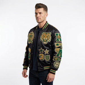 Blouson Bomber Personnalisé Minimaliste Brodé en Satin Noir pour Homme – Style Universitaire Baseball Streetwear - Product Image 5