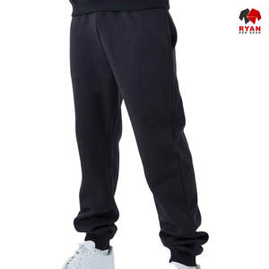 Chándal para Hombre Ryan Pro Gear, Diseño Personalizado, Tela Cómoda, Corte Regular, con Panel de Logotipo Personalizado - Product Image 4