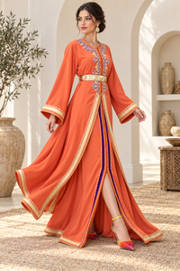 Caftan marocain Mishkat Couture corail orange avec broderie or violet, manches longues, ceinture or massif, maxi en velours prune respirant - Product Image 6