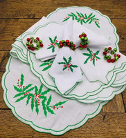 Ensemble de sets de table et de serviettes de Noël brodés sur mesure, 100% lin, sets de table ronds avec motif de houx, lavables en machine, décoration de la maison
