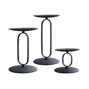 Candelabro Metálico Clásico, Portavelas de Hierro para Centro de Mesa, Iluminación de Balcón, Fiestas de Aniversario, Reuniones Nocturnas - Product Image 3