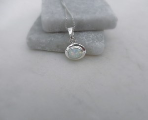 Collar de ópalo blanco de plata de ley, ópalo de fuego ovalado, joyería de piedra de nacimiento de octubre, elegante regalo para ella, collar de cumpleaños - Product Image 6