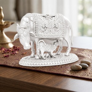 Ídolo de Vaca y Ternero Bañado en Plata 999, 8 x 5 x 5 cm, 100% Latón Gau Mata Murti para Puja, Decoración de Templo en Casa, Regalo Espiritual y Hogar - Product Image 1