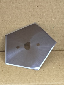 ใบมีดทังสเตนคาร์ไบด์รูปห้าเหลี่ยมแบบกำหนดเองสำหรับเครื่องทำถุง ใบมีดห้าคมประสิทธิภาพสูงสำหรับงานอุตสาหกรรม - Product Image 6