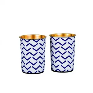 Gobelet en cuivre blanc et bleu à motif chevron, tasse à boire en émail à motif géométrique, vaisselle décorative moderne pour la maison, l'hôtel et le restaurant - Product Image 1