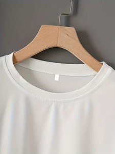 เสื้อยืดแขนสั้นทรงโอเวอร์ไซส์ผ้าฝ้ายระบายอากาศดีไซน์พิเศษสำหรับผู้ชาย พิมพ์ลายหัวใจเดนิม คอกลม สวมใส่สบาย ผ้าเจอร์ซีย์คอตตอน 100% - Product Image 4