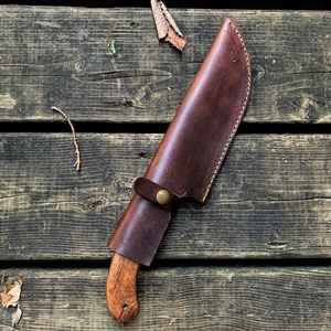 Couteau de chasse et de survie Damas de haute qualité, personnalisé, en gros, avec manche en bois, lame pleine en acier, pour activités de plein air et bushcraft - Product Image 6