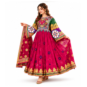 Robes afghanes Kuchi pour femmes, entièrement cousues, prêtes à porter, coupe ample, en soie, décontractées, pour mariage, robes traditionnelles afghanes Kuchi. - Product Image 5
