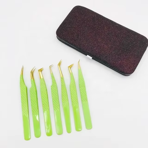 Pinzas para Pestañas de Color Personalizado, Caja de Pinzas para Pestañas con Empaque Personalizado, Pinzas para Pestañas de Volumen con Punta de Fibra de Marca Privada - Product Image 1
